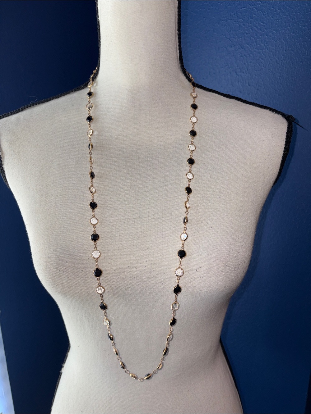 Swarovski Crystal Station Necklace • Black & Clear • Gold‑Tone • Swan Hallmark •